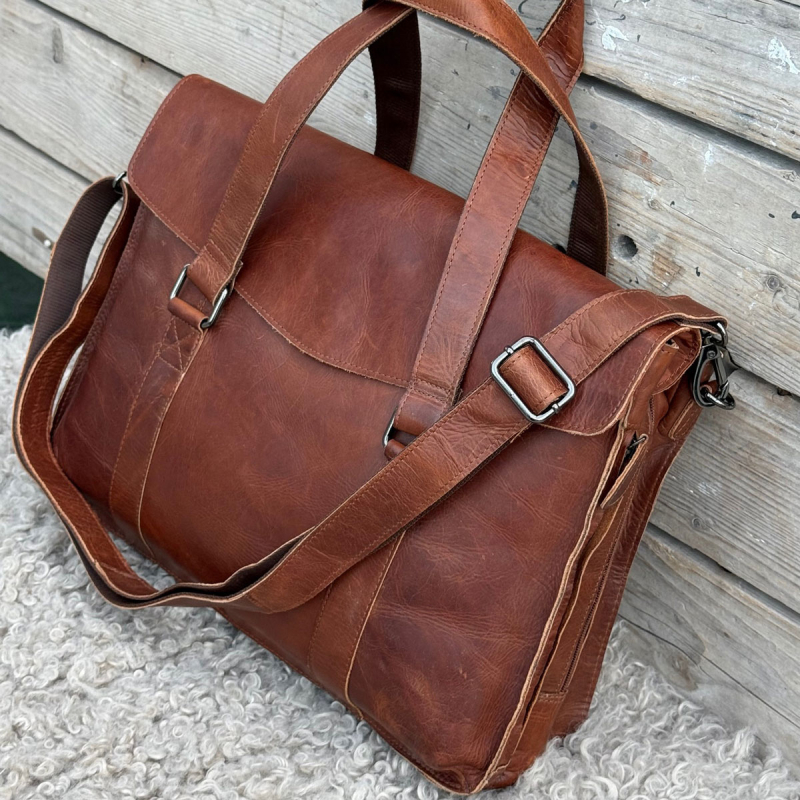 Denise arbejdstaske i patineret cognac bøffellæder - Leather design - Freja skind