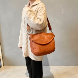 cognac Gerty skuldertaske - Montana 272304