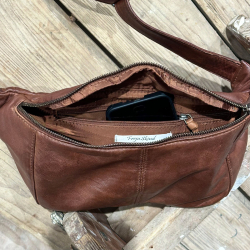 Stor Silja bumbag i blød mørk cognac lammeskind - Freja skind