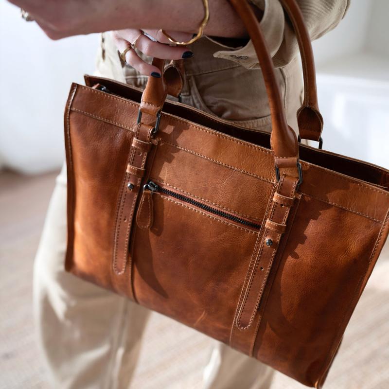 Pamela arbejdstaske i læder - cognac - UR 1215 Leather design - Freja skind