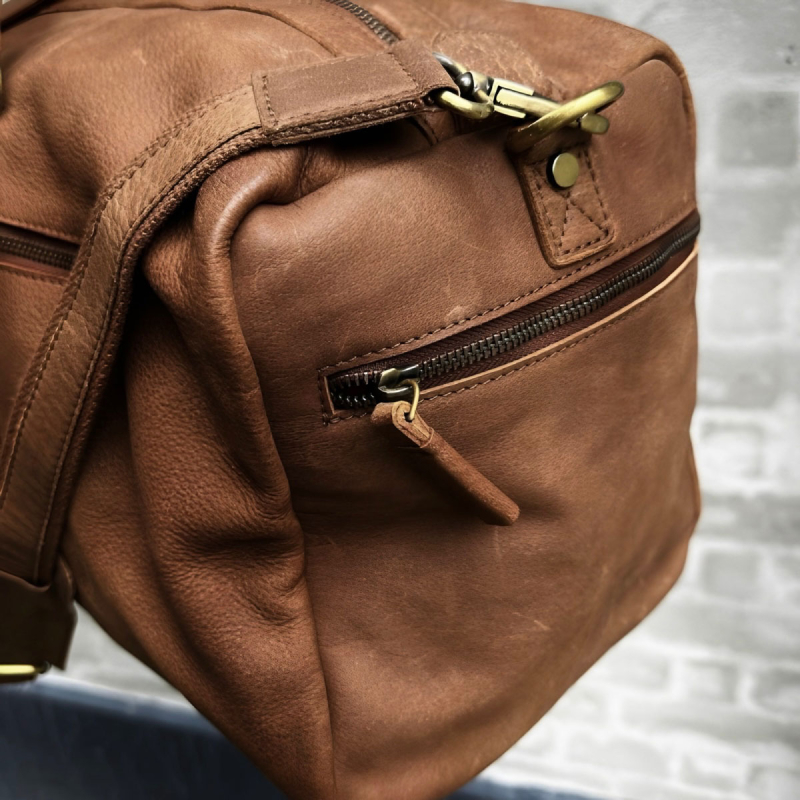 Cognac Malaga weekendtaske i bøffellæder - Freja skind