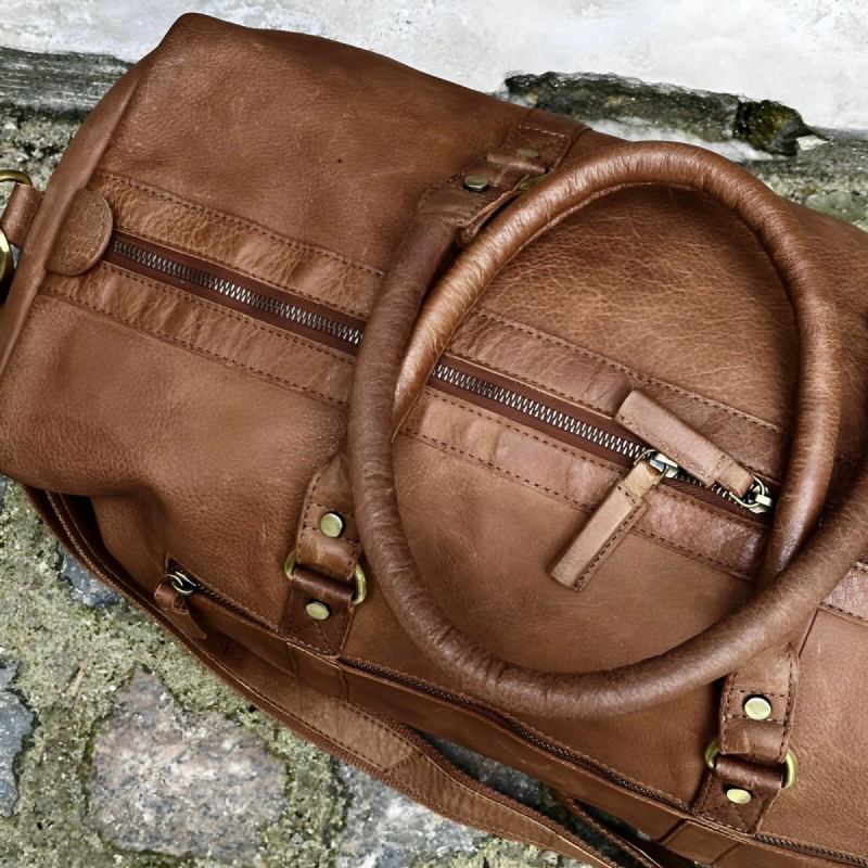 Cognac Malaga weekendtaske i bøffellæder - Freja skind