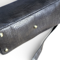 Shila skuldertaske med hånd / skulderhanke og aft rem - Croco præg skind - Leather design - Freja skind