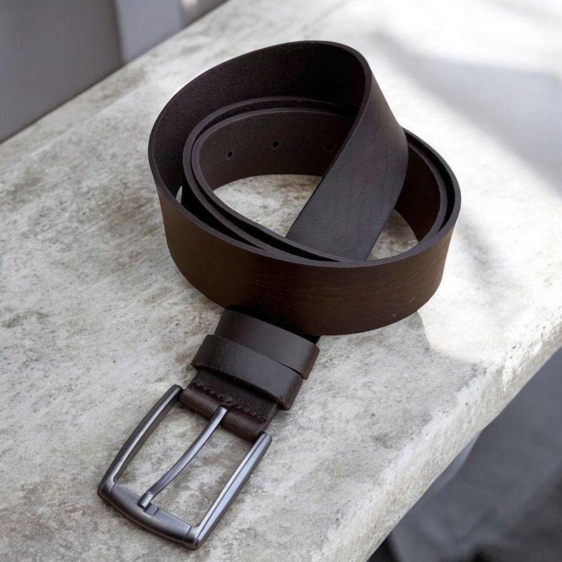 Lyon læderbælte i mørk brun kernelæder - unisex - Freja skind