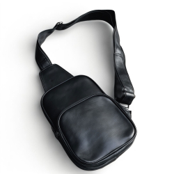 sort crossover taske i sort skind - Praktisk - Freja skind