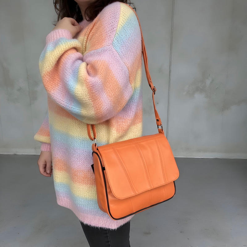 Mandarin farvet skindtaske med klap - Lissy fra Freja skind