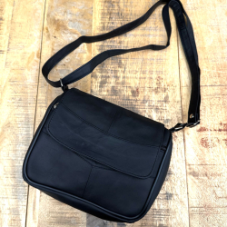 Mat sort Suzan skindtaske - Freja skind