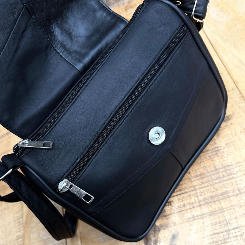 Mat sort Suzan skindtaske - Freja skind