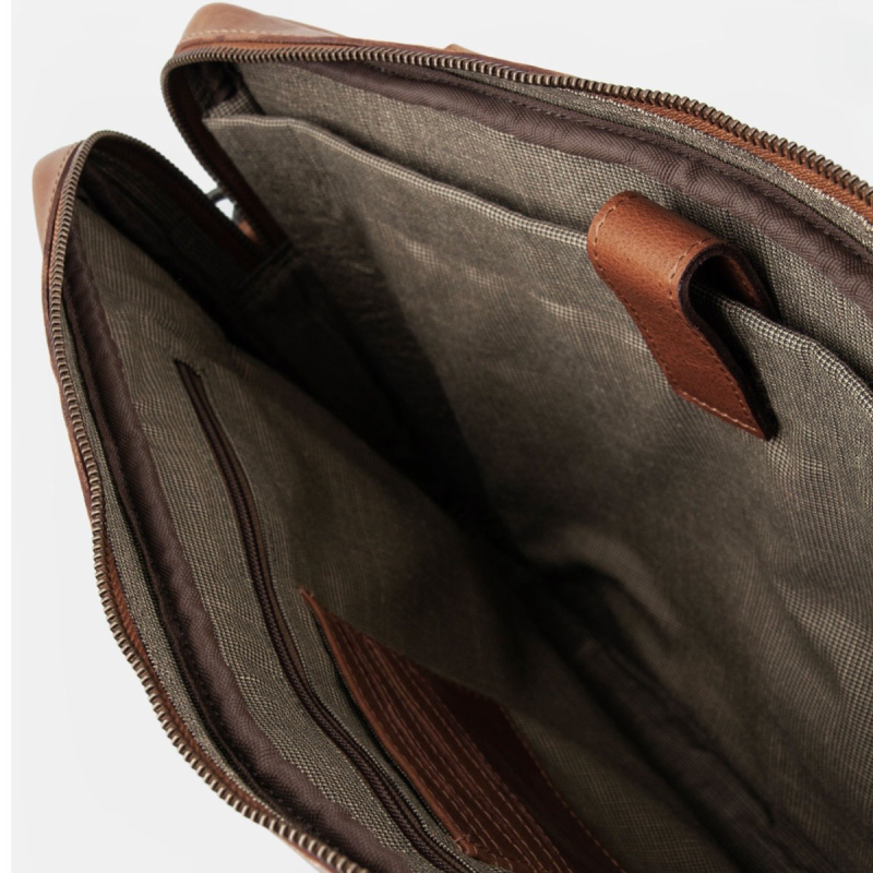 Titan dataväska - Stilren design - Cognac läder - Montana