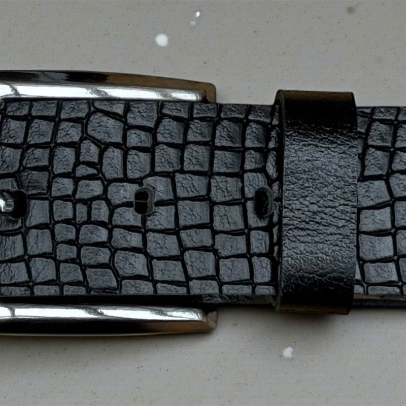 Sort Dundee læderbælte - Croco præg - kernelæder - Freja skind