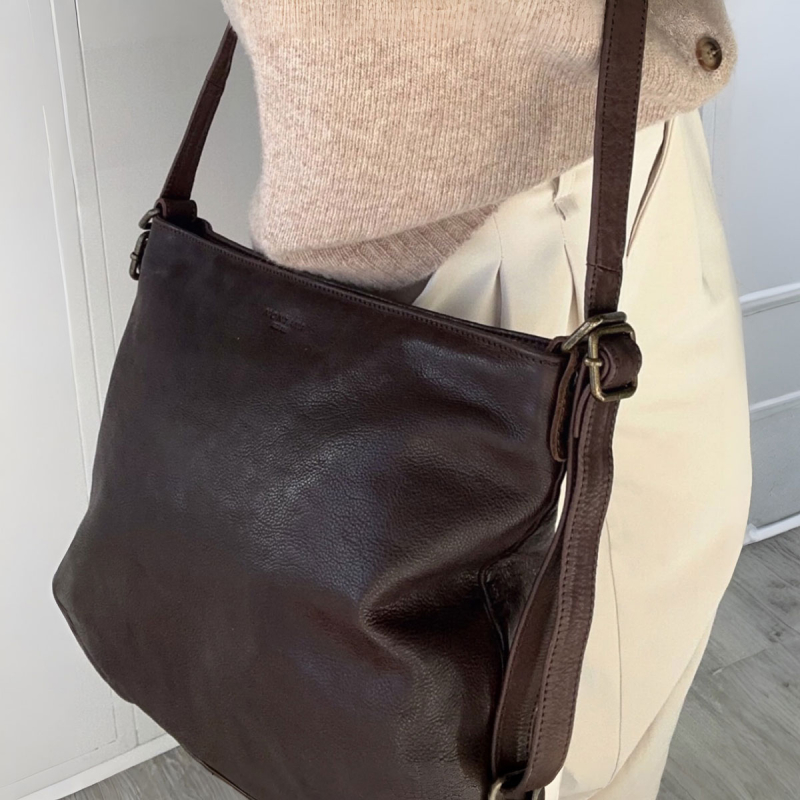 Conner Ryggsäck crossbody - Två i en - Brun buffel - Montana