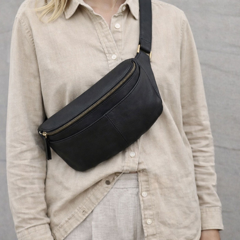 Sort Agnes bumbag fra Treats - 280912