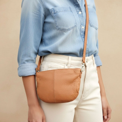 Cognac Gwen crossbody taske - blød skind - Treats  - Freja skind
