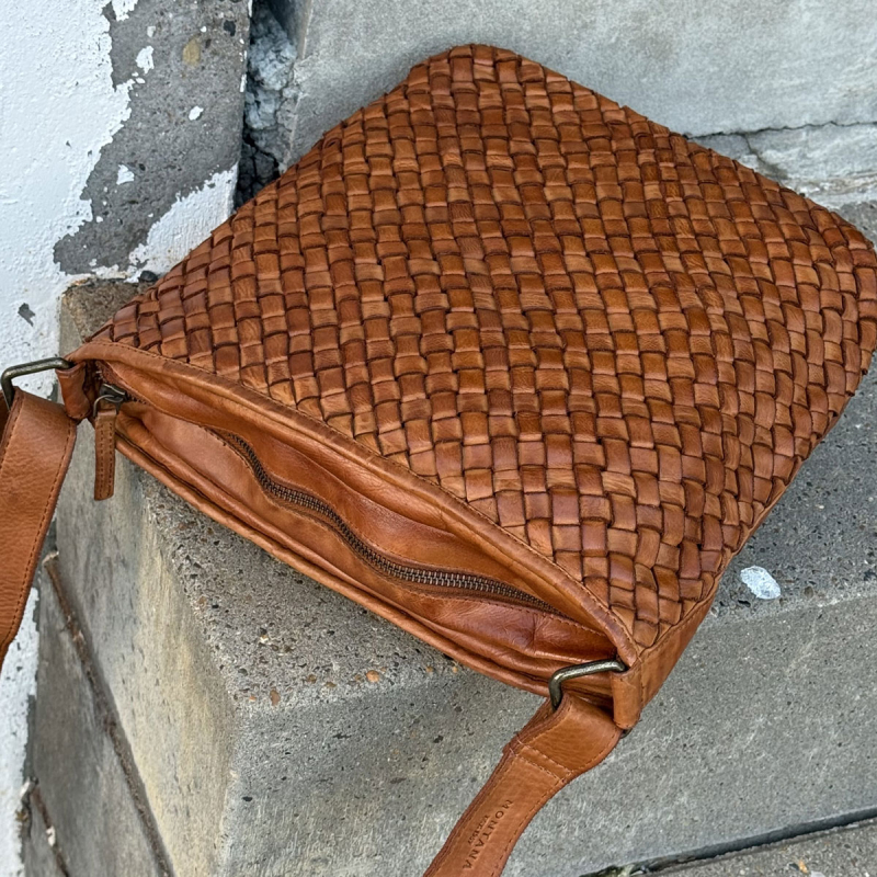 carney flettaske crossbody - cognac bøffellæder - Danske Montana - 272506 - Freja skind