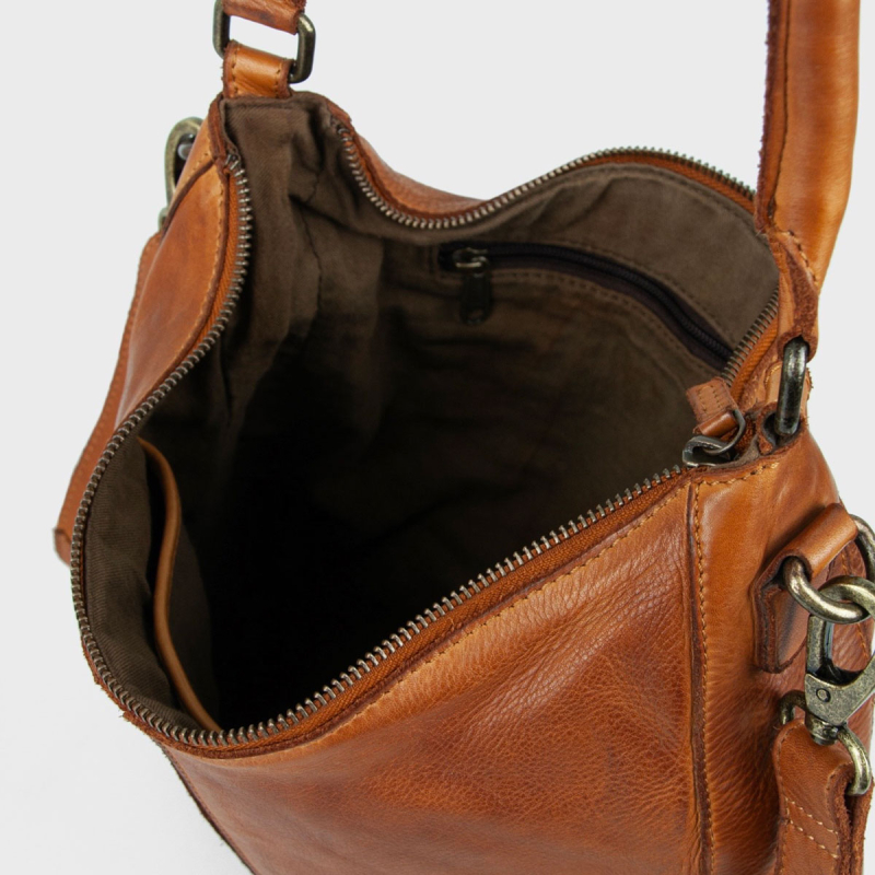 Augusta crossbody taske med to remme - Patineret cognac bøffellæder - Montana - Freja skind