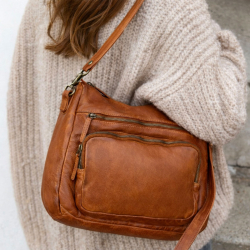 Hardin lædertaske - crossbody - to remme - patineret cognac - Montana