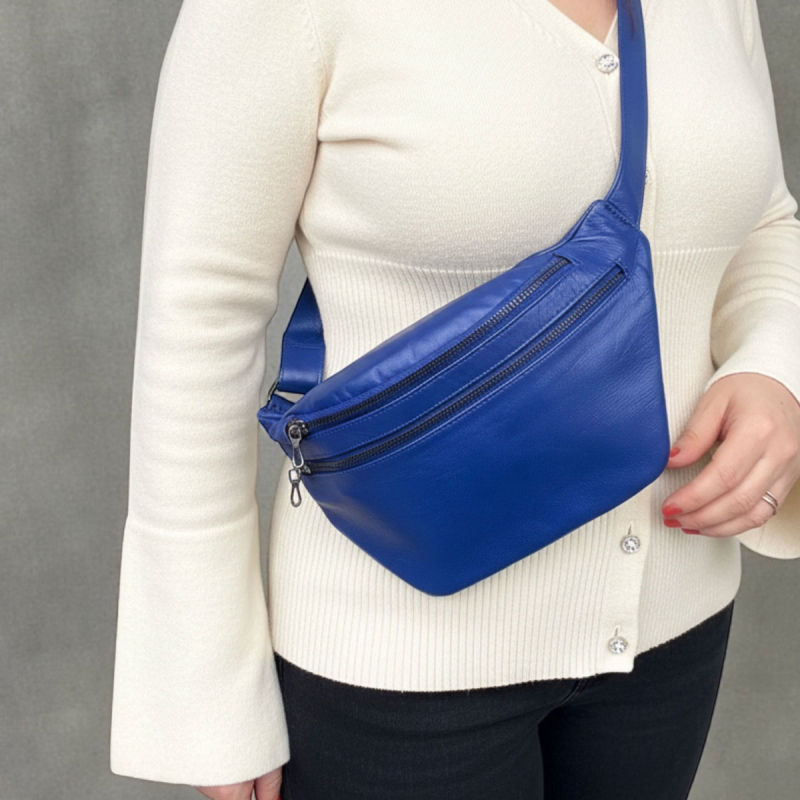 Blå Sarah bumbag i blød lammeskind - Freja skind