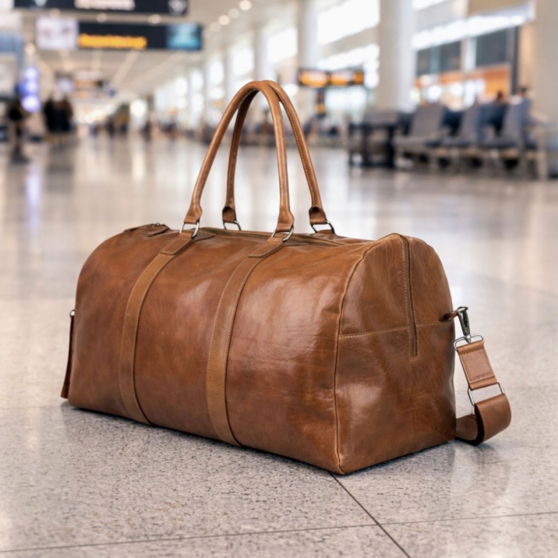 Atlas resväska i patinerat cognac buffelläder - Montana