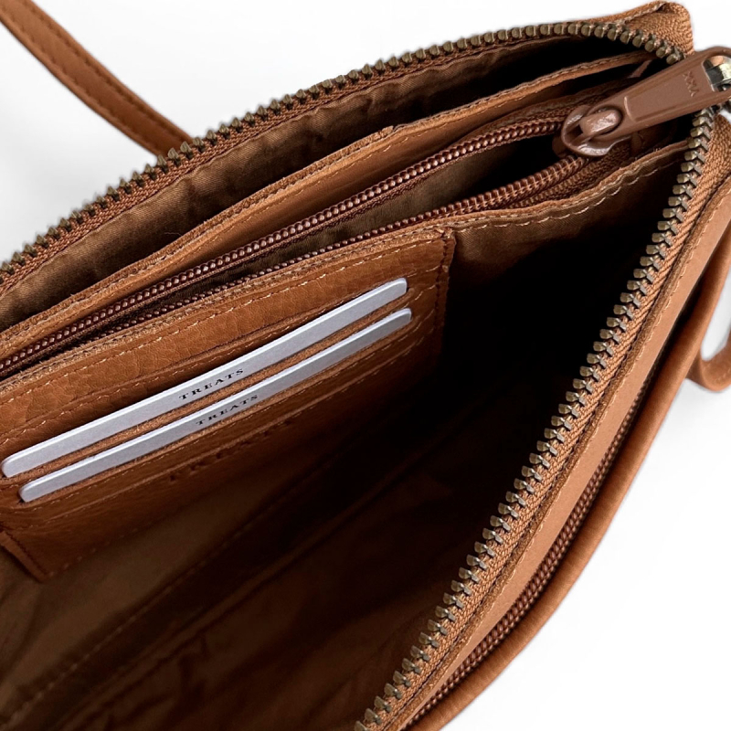 Smart clutch - Crossbody-väska i mjukt cognac kalvskinn - Treats