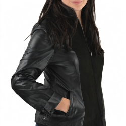 Sort dame skindjakke i handskeskind og ruskind