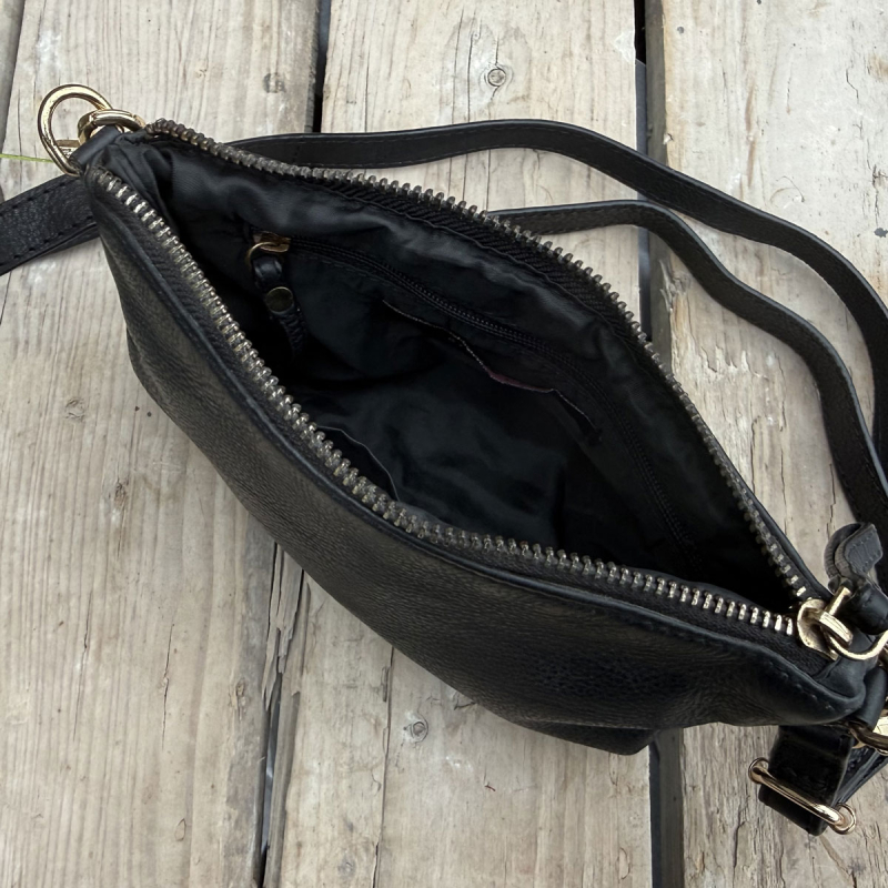 Olivia crossover taske i sort bøffelskind - BTF-CPH - Freja skind