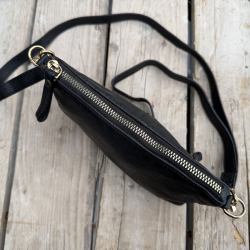 Olivia crossover taske i sort bøffelskind - BTF-CPH - Freja skind