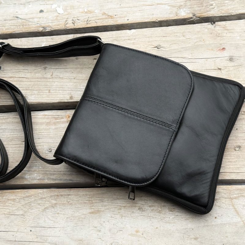 Lille skindtaske med klap - Best of the rest