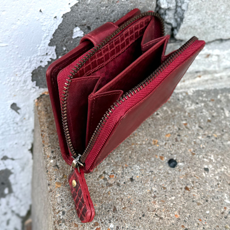 Anne damepung i varm rød læder - Leather design - Freja skind