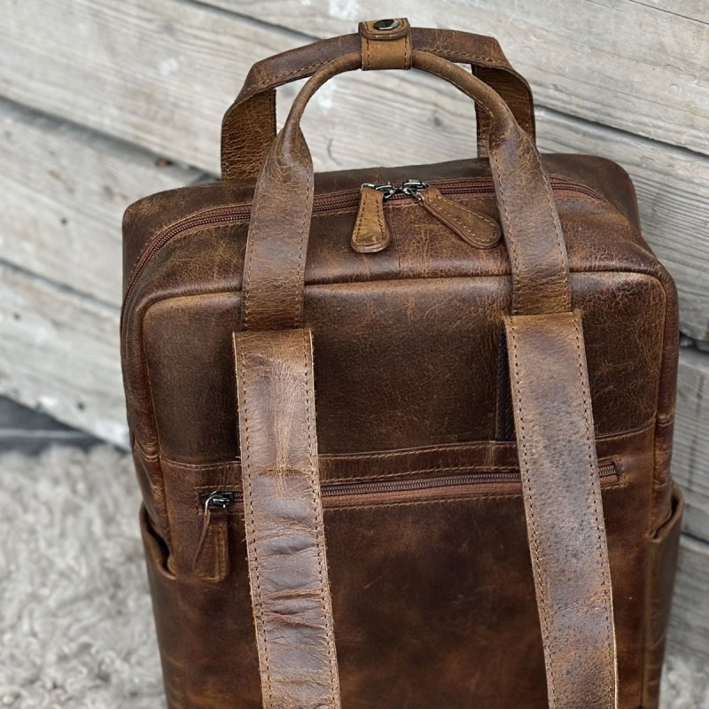 Rotterdam ryggsäck i brun buffelläder - Pc fack - Leather design