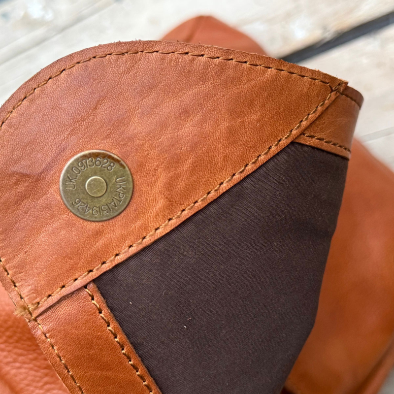 Viviana ryggsäck m. klaff - Mjuk cognac läder - Leather design