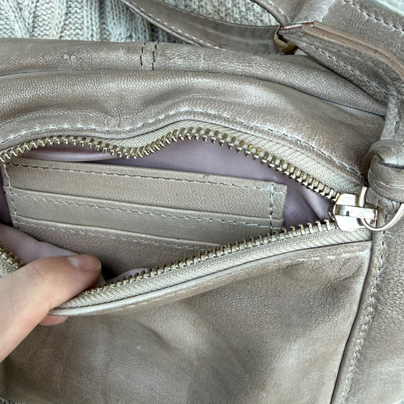 Vivian bumbag i satin beige skind - Orchid - Freja skind