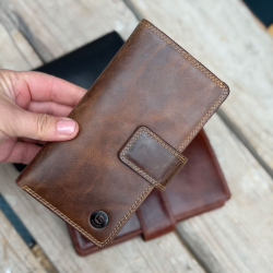 Flip mobilcover i skind - Holder mobilen med kraftig magnet - kreditkortholdere - Leather design - Freja skind