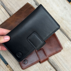 Flip mobilcover i skind - Holder mobilen med kraftig magnet - kreditkortholdere - Leather design - Freja skind