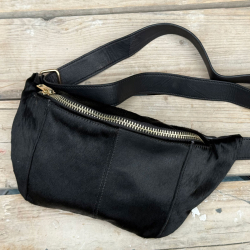 Sort Silja bumbag med kopels på front - Freja skind