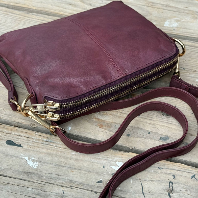 Liva axelväska och clutch i en - Vinröd skinn - Dam - Orchid