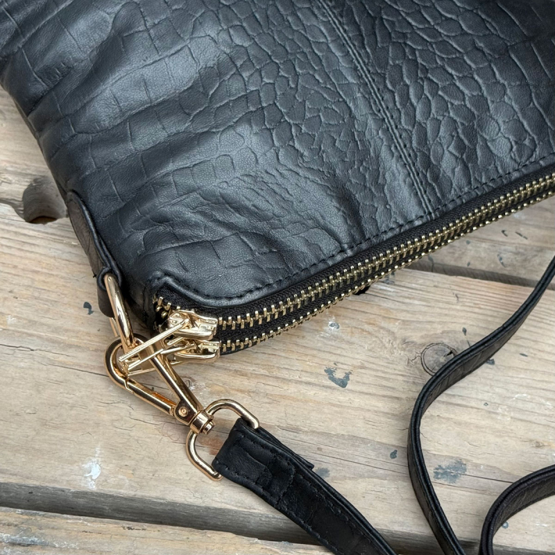 Liva axelväska och clutch i en - Svart crocopräge läder - Dam