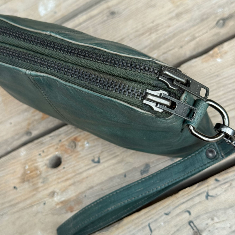 Liva skuldertaske i armygrøn skind - skulderrem og clutch rem - Orchid - Freja skind