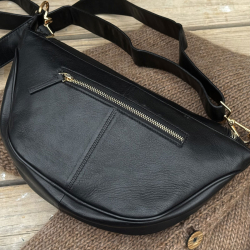 Sort Jennifer skuldertaske med nitter - Orchid - Freja skind