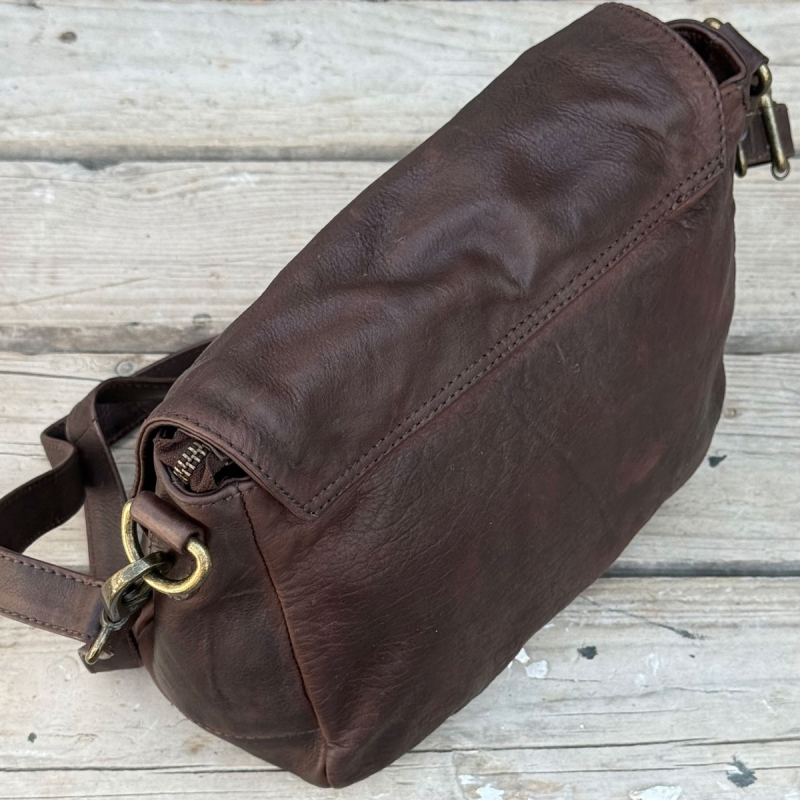 Brun Salida crossbody taske - bøffelskind - Montana - Freja skind