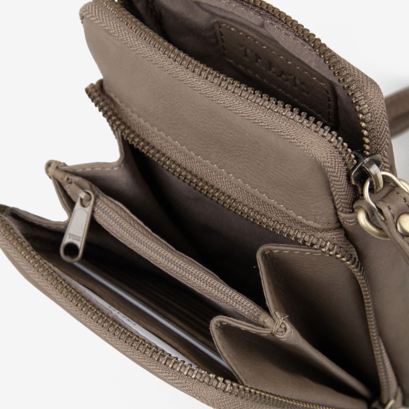Gaia mobiltaske i blød sort kalveskind - Treats - 282450