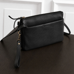 Bolette clutch - Crossbody taske - aft hånd og skulderrem - Blød sort kalveskind - Treats 282550