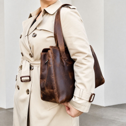 Angela skuldertaske i brun bøffel - Leather design - Freja skind