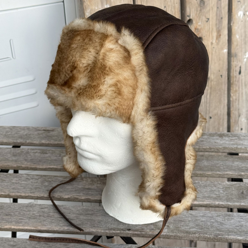 Brun Ushanka pelshue i brun rulam  - Freja skind
