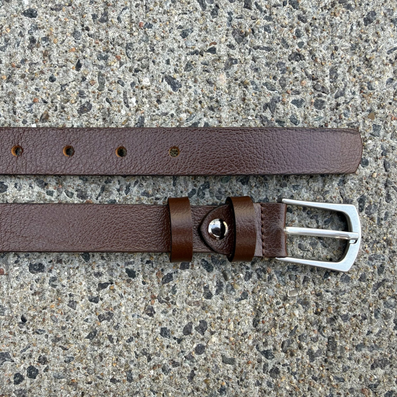 Alva dame skindbælte i cognac kernelæder - Freja skind