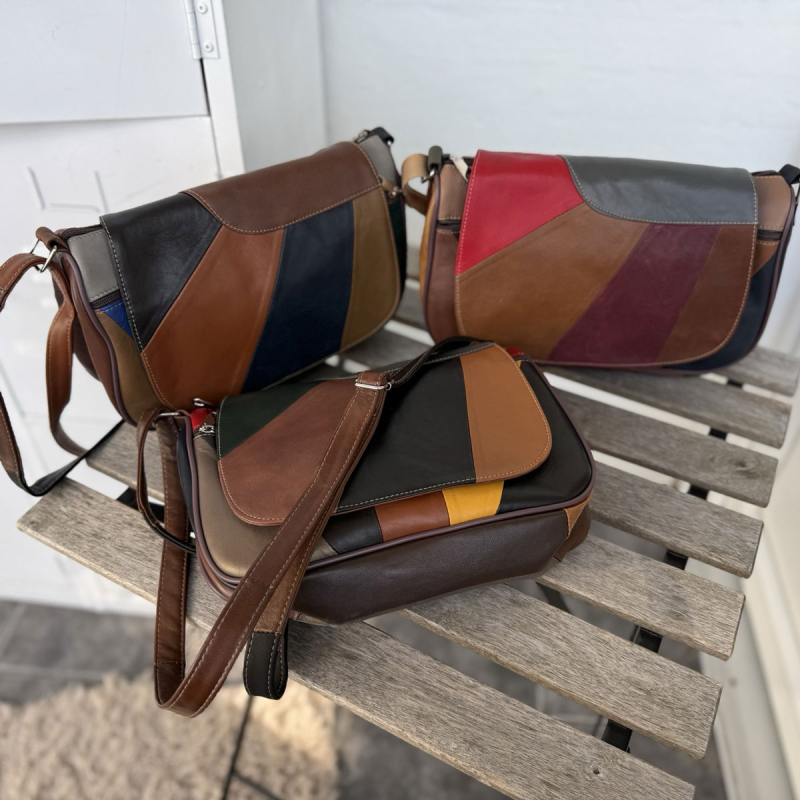 Sunshine skuldertaske i blød multicolor skind - Freja skind