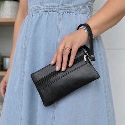 Lovisa clutch med håndledsrem - lammeskind - Freja skind