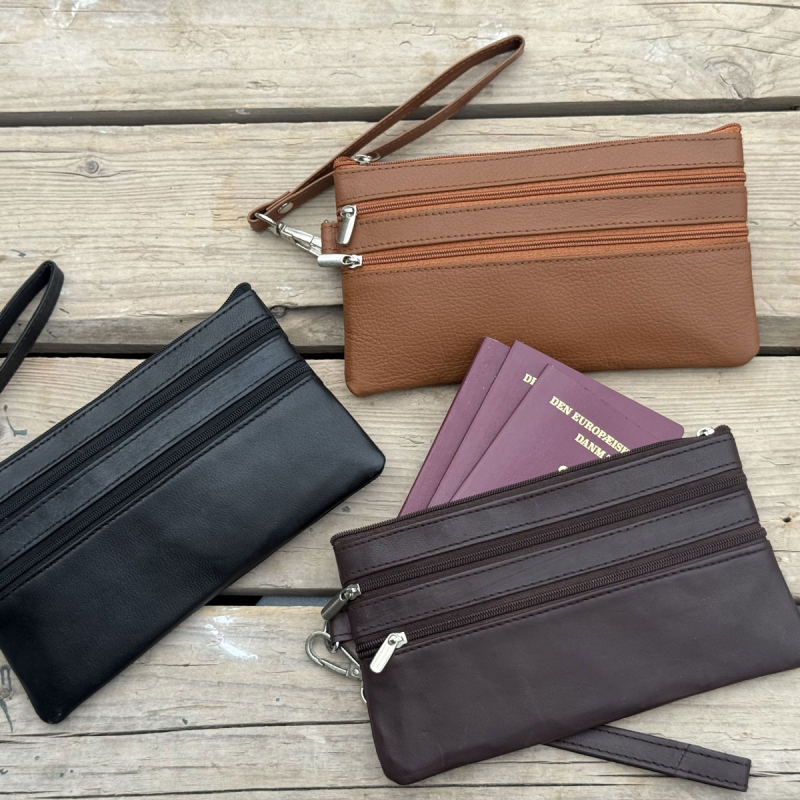 Lovisa clutch med håndledsrem - lammeskind - Freja skind