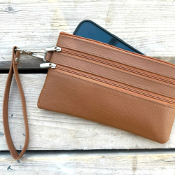 Lovisa clutch med håndledsrem - lammeskind - Freja skind