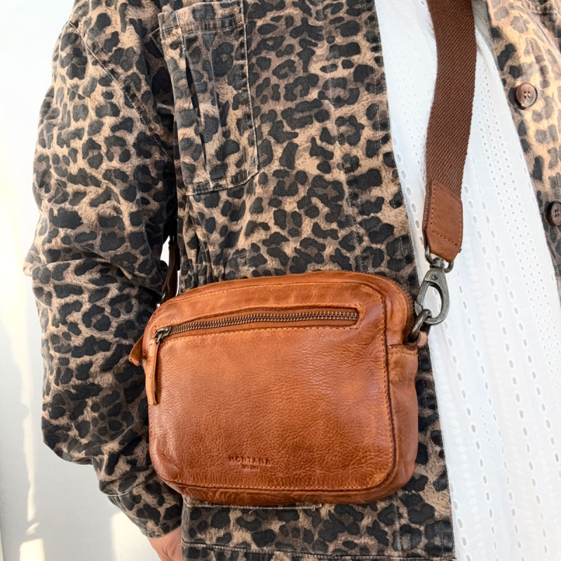 Terry crossbody-väska i cognac buffelskinn - Montana - Freja skinn