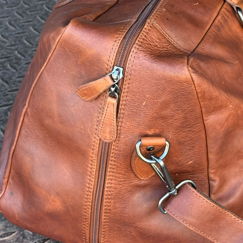 Weekendväska i cognac buffelskinn - UR 725 - Läderdesign - Freja skinn